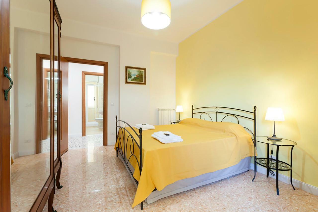 B&B La Primula Pompei Bagian luar foto